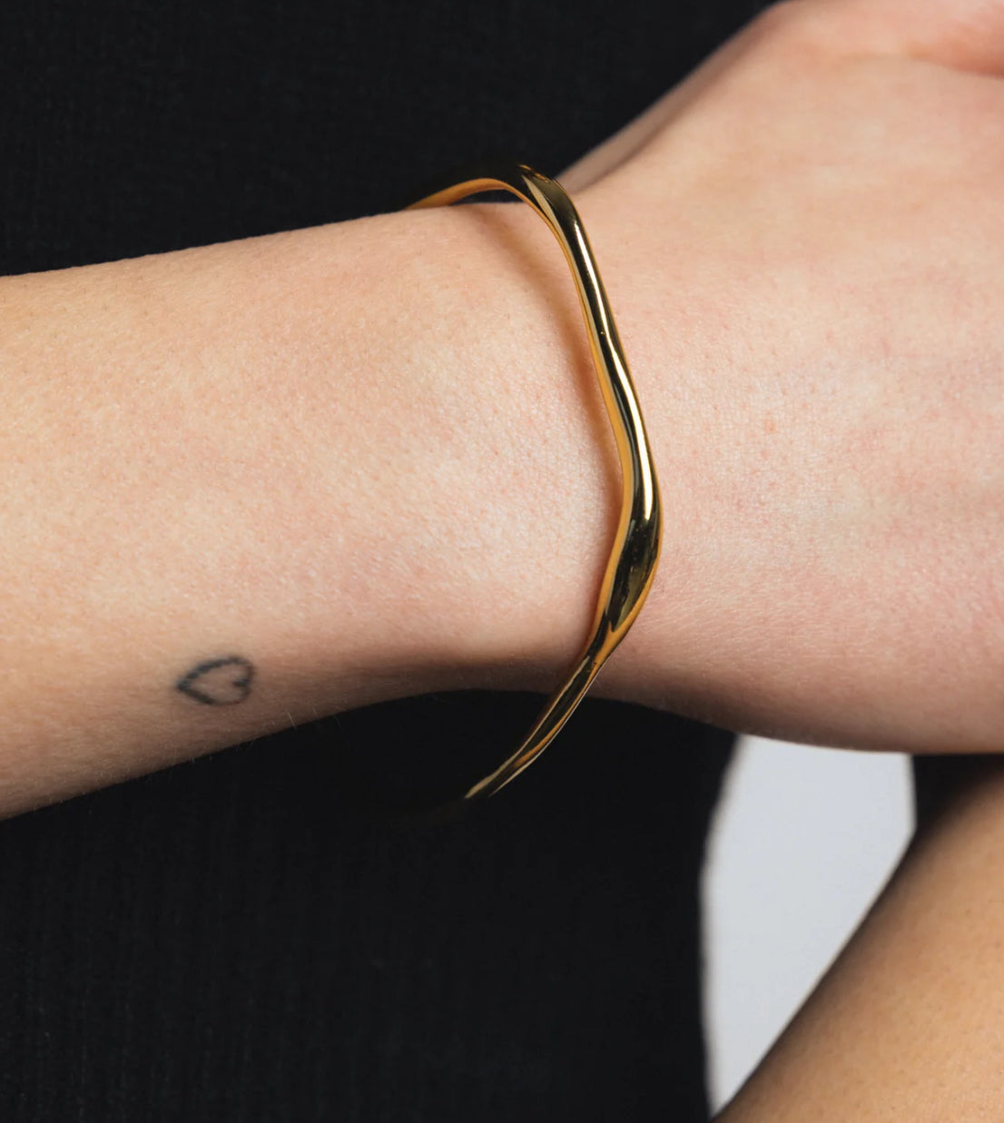 SS25 - Wolf Circus - Blake Bracelet | Gold - on model 3
