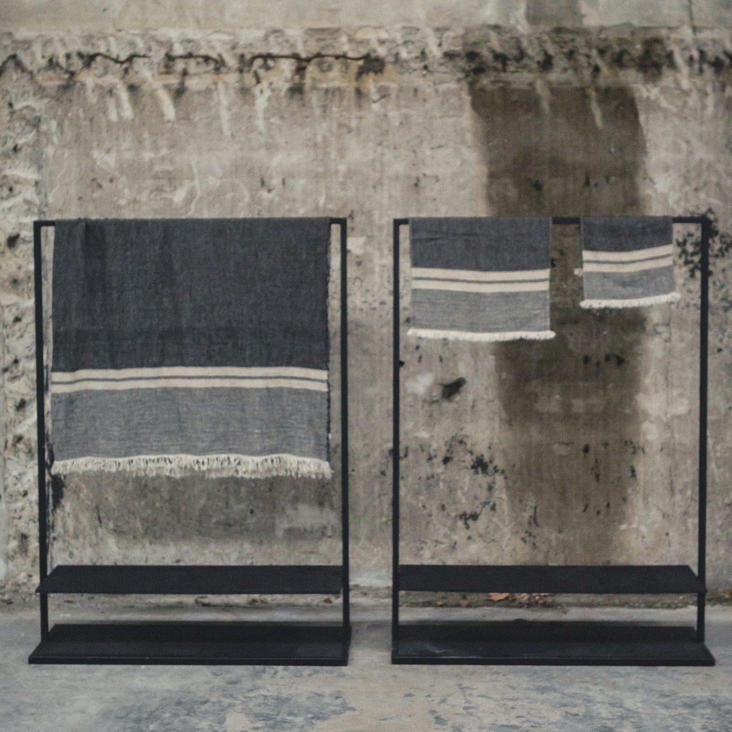 LIBECO | The Belgian Towel | Black Stripe