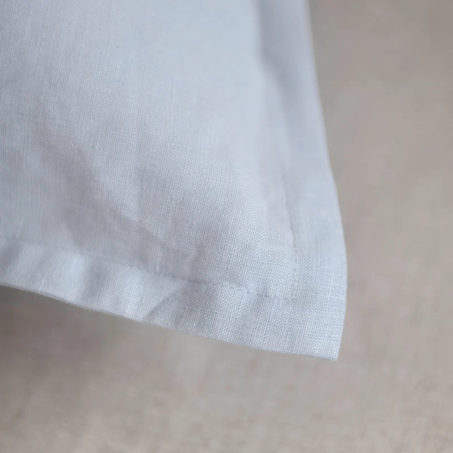 St Genève | Echo | Cushion