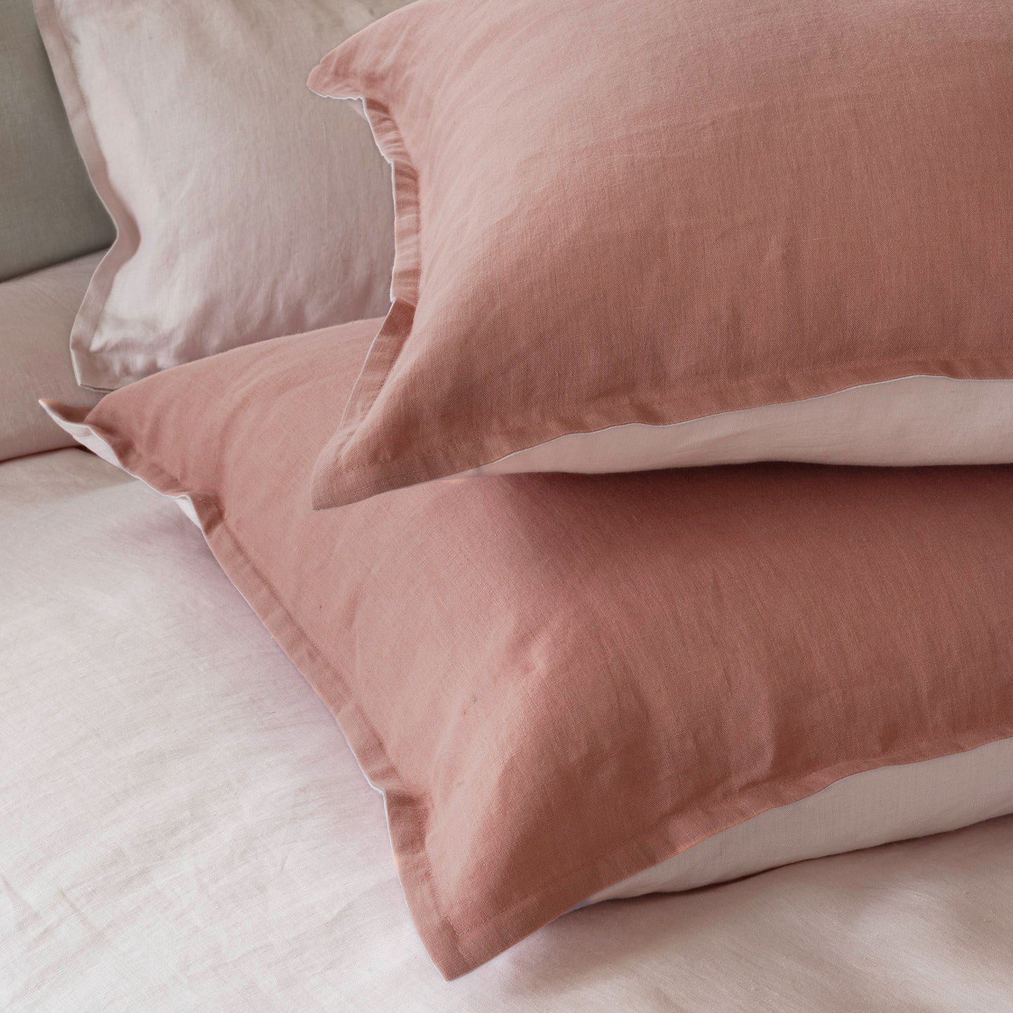 St Genève | Echo Duo | Cushion