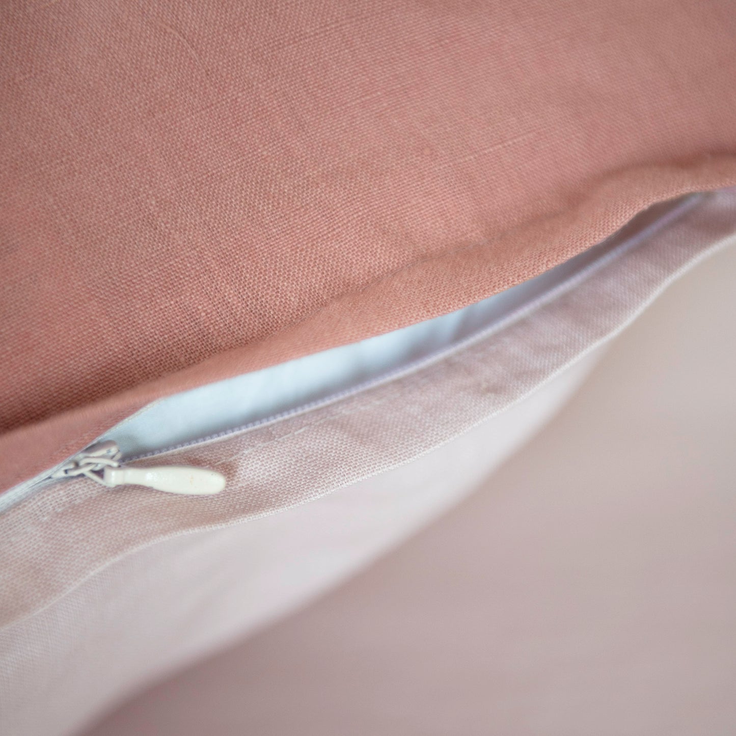 St Genève | Echo Duo | Cushion