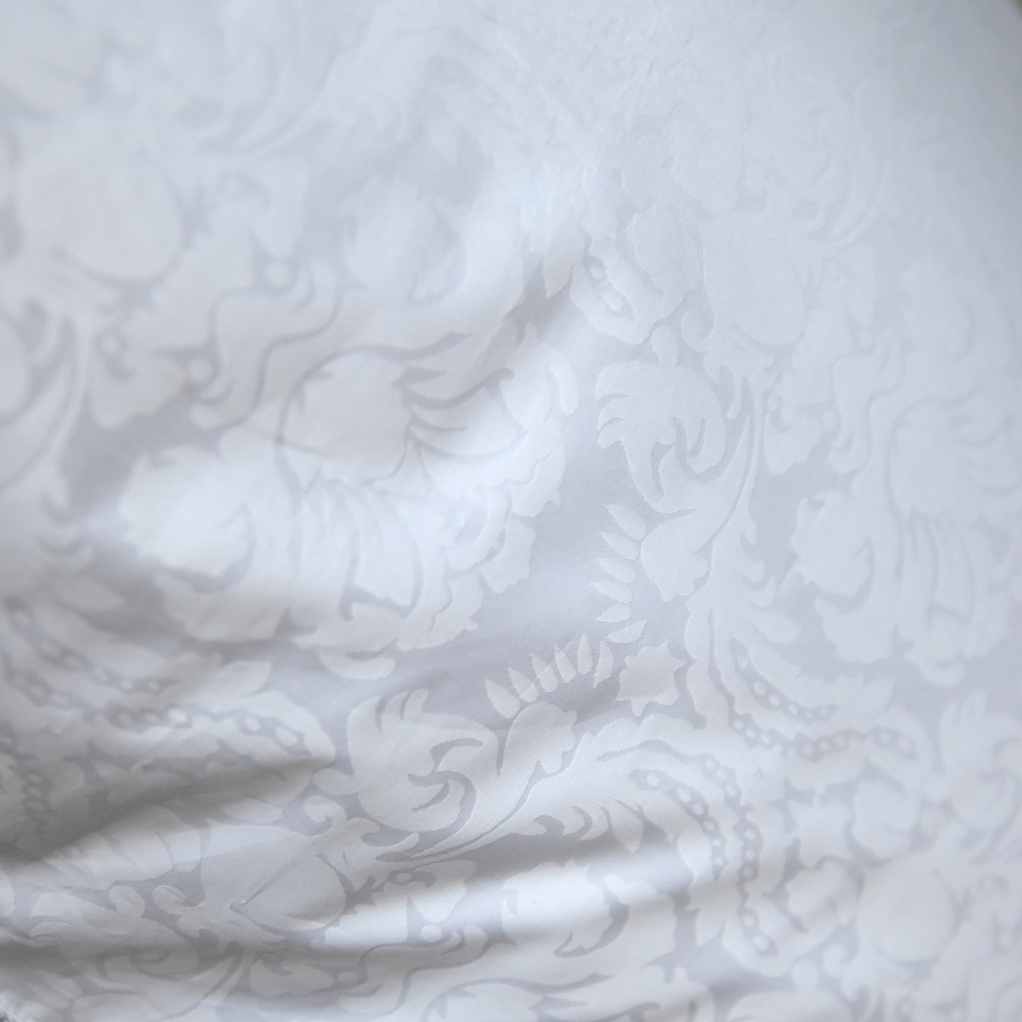 St Genève | Canadian Eiderdown | Down Pillow