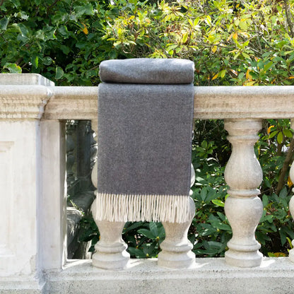 St Genève | Freya | Throw