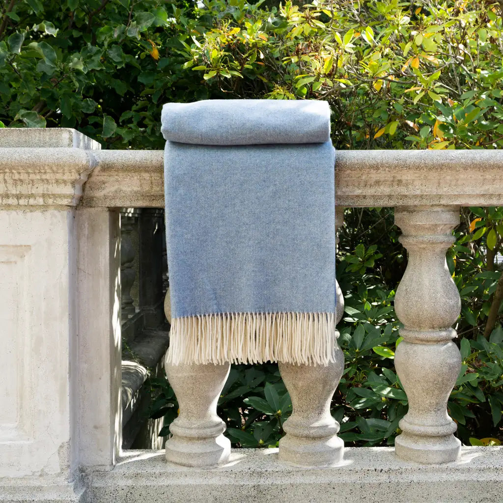 St Genève | Freya | Throw