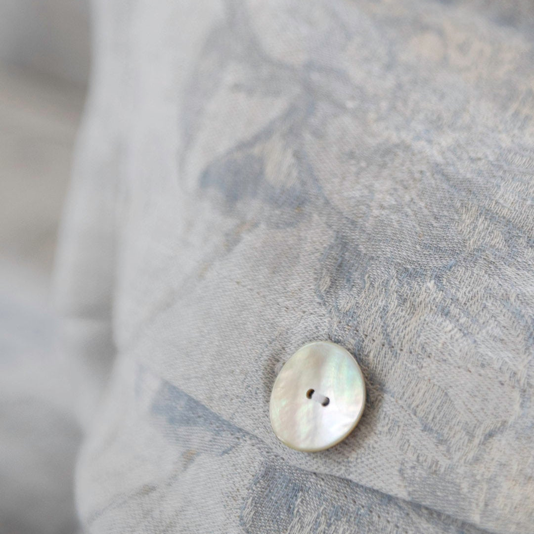 Closure of St Geneve Fortuna Cushion