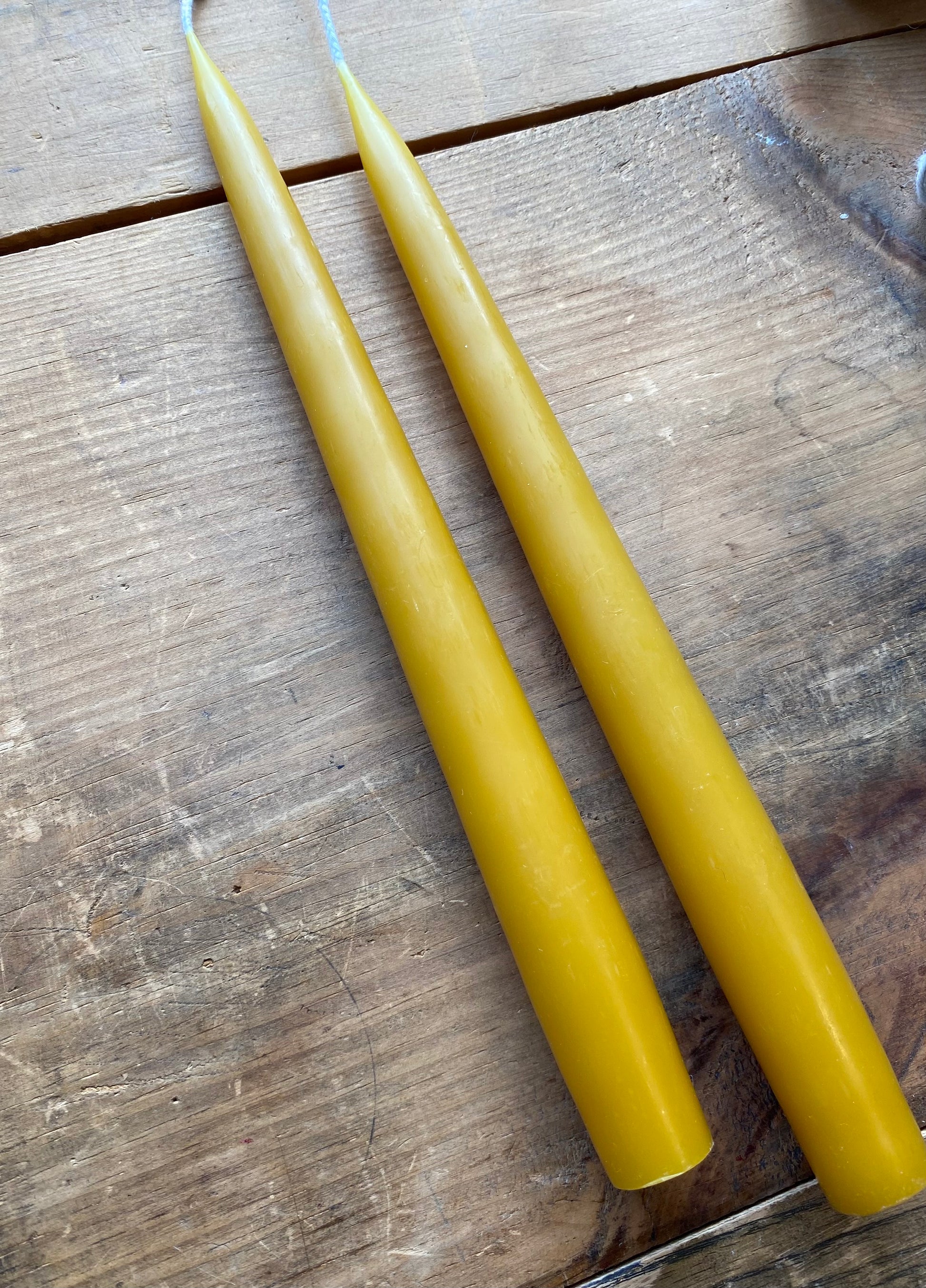 Twilight - Danish 10" Taper | Honey - display flat 3