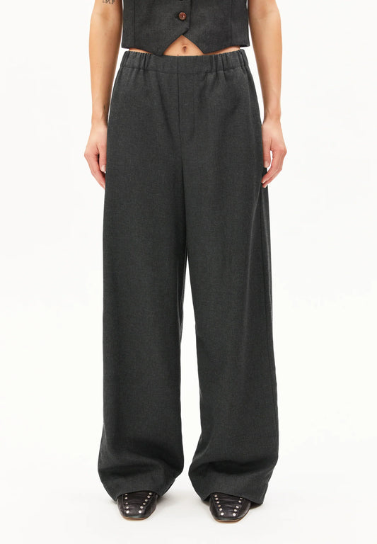 ARMEDANGELS Canada Wide Leg Pants in Dark Gray with Comfortable Elastic Waist for Effortless Style in Kelowna