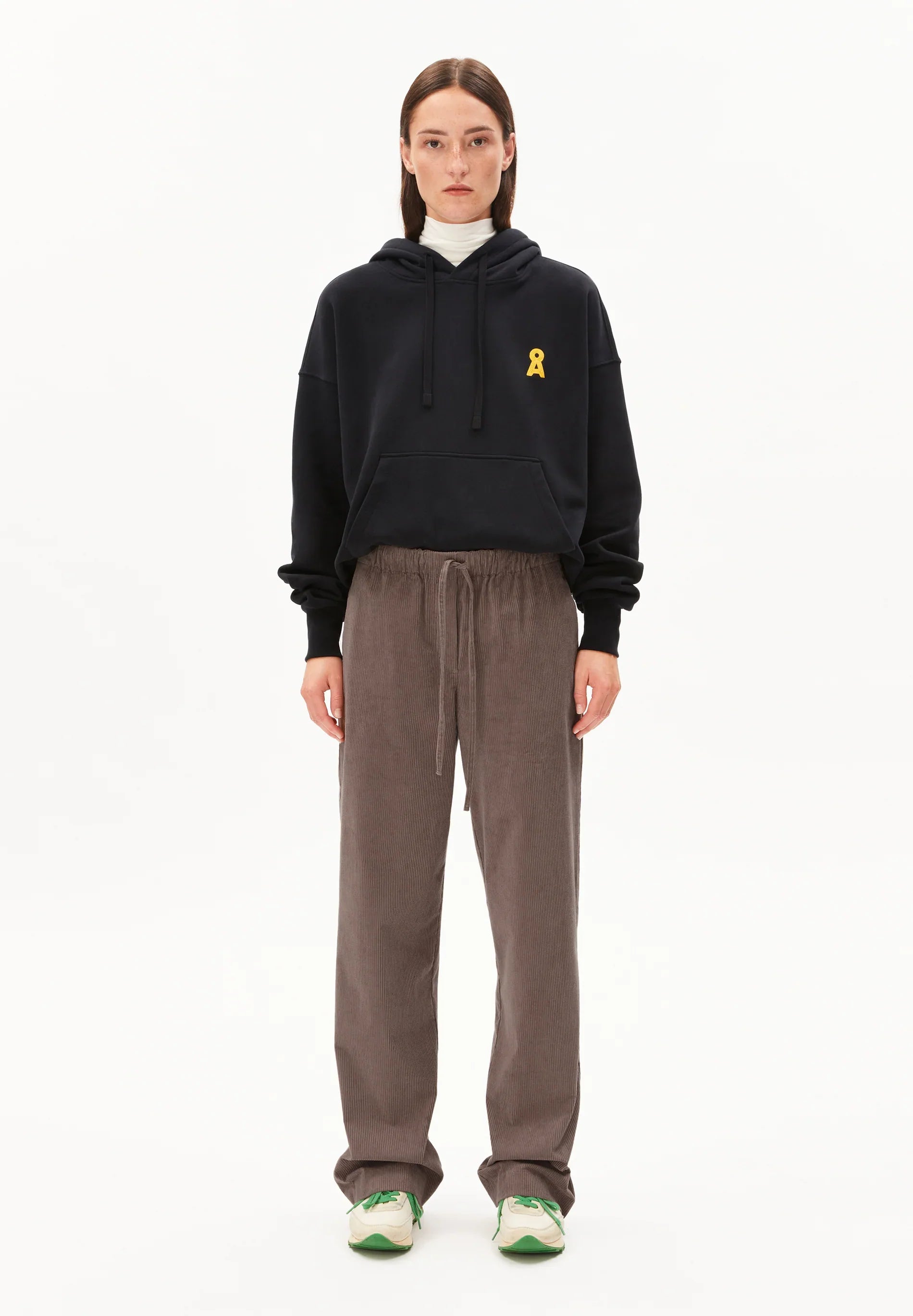 ARMEDANGELS Canada women's corduroy pants in walnut with a relaxed fit and drawstring waistband in Kelowna