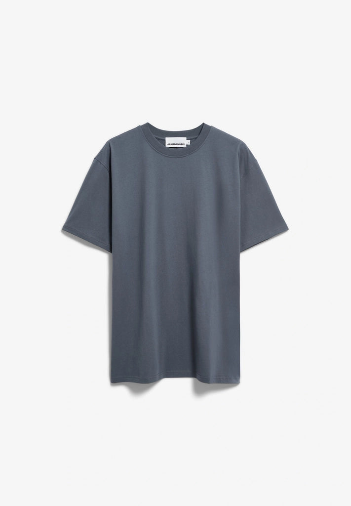 Front flatlay of the ARMEDANGELS Canada Maarkos Mid Weight T-Shirt in moonshadow on a light grey background.