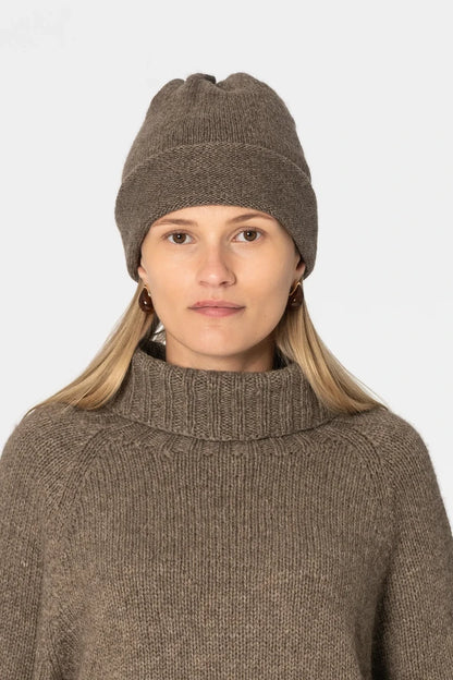 Yak Handknit Cable Hat - Dinadi