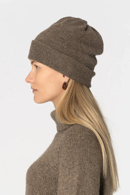 Yak Handknit Cable Hat - Dinadi