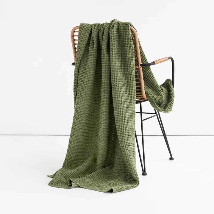 forest-green-waffle-throw-720x