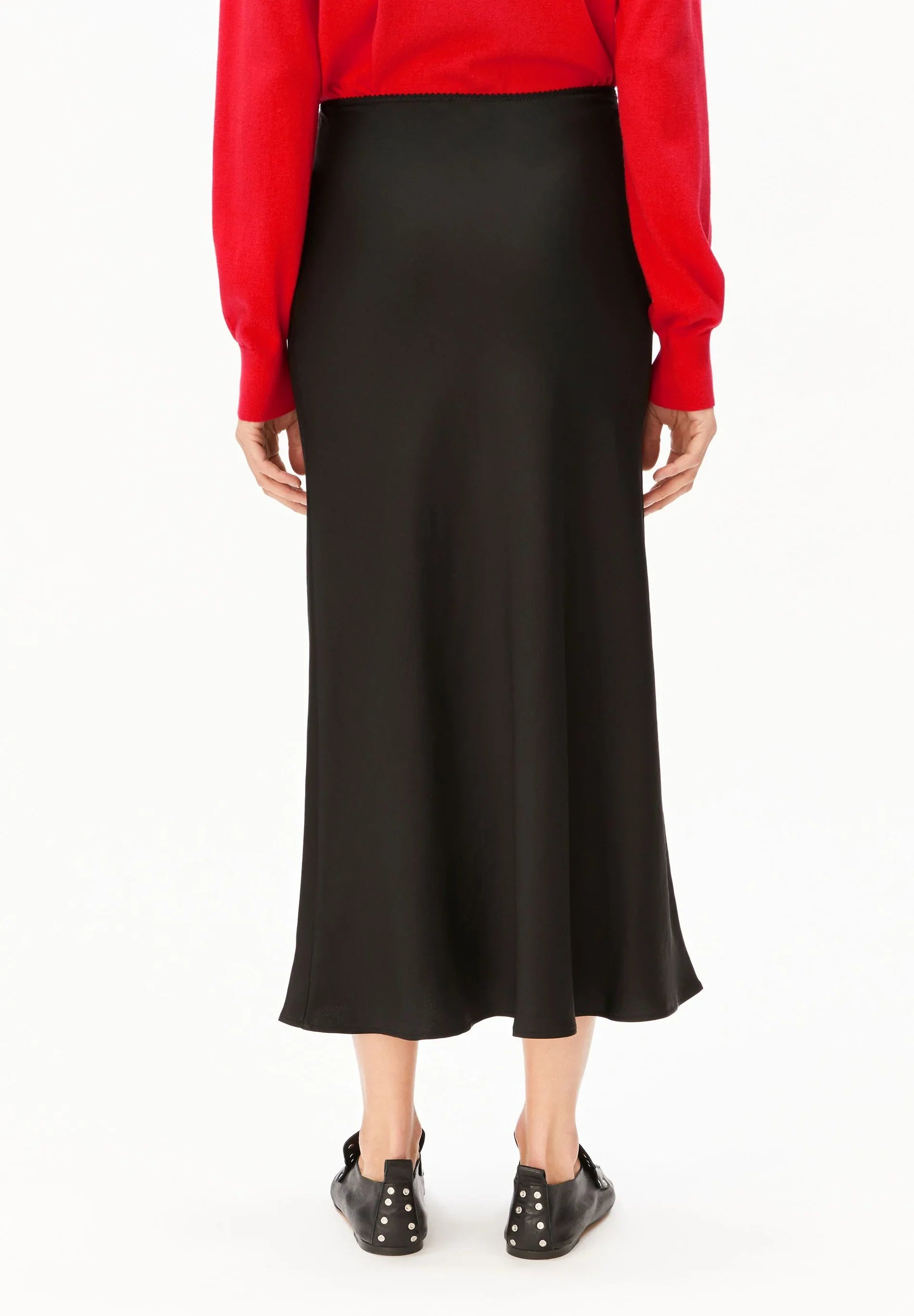 ARMEDANGELS Canada - LENOVAA Satin Slip-Skirt in Black back view on a model