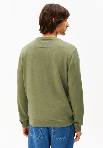 ARMEDANGELS Canada LOUKAA Sweater in Fatigue Green - back view of men's crew neck sweater with ribbed cuffs in Kelowna