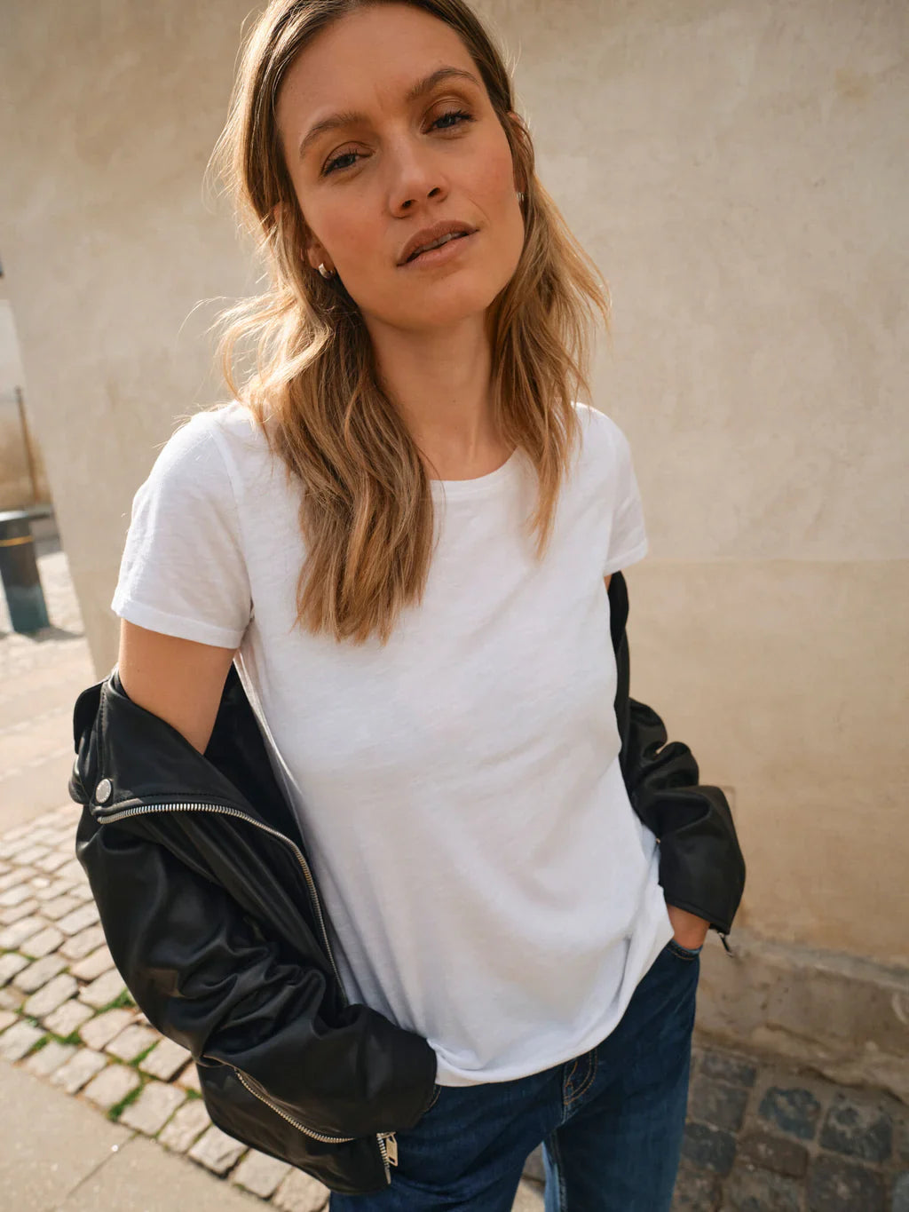 Woman wearing the MOS MOSH Canada Arden Organic Crewneck T-Shirt in white, styled for everyday wear