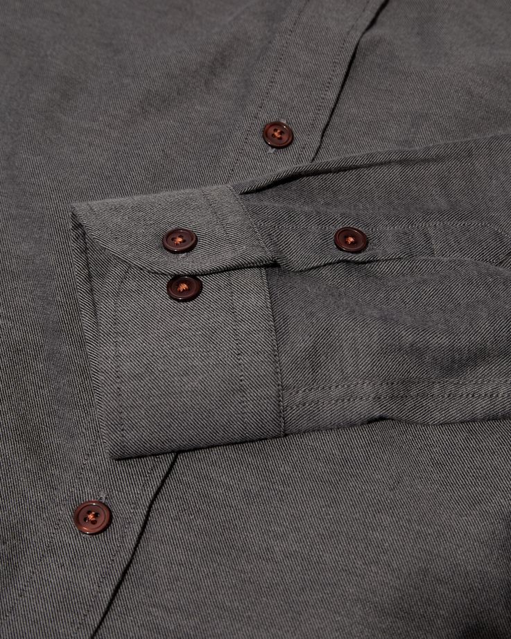 Closeup of MOS MOSH Gallery Canada Marco Flannel Shirt sleeve in Grey Melange