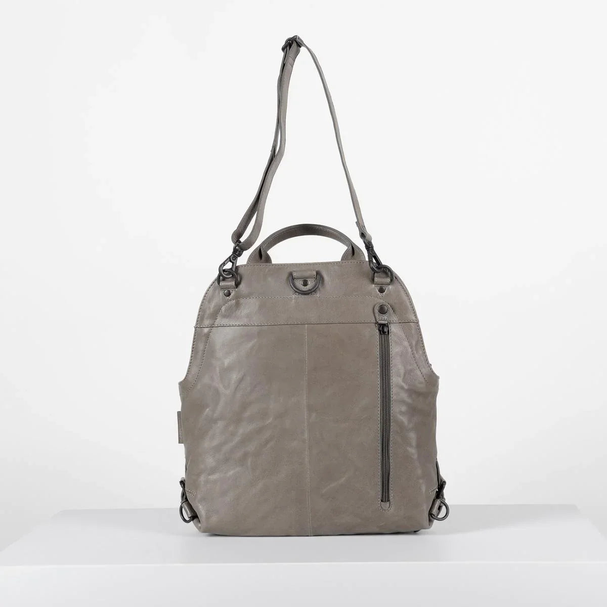 Aunts & Uncles - SS24 -  Mrs. Mud Cake Backpack/Cross-Body Bag in Cloudburstm - back display close-up 4